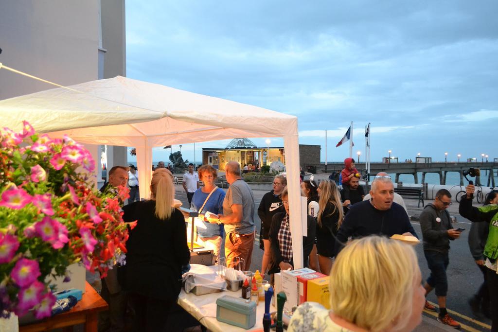 Waterfront Hotel Deal Eksteriør billede